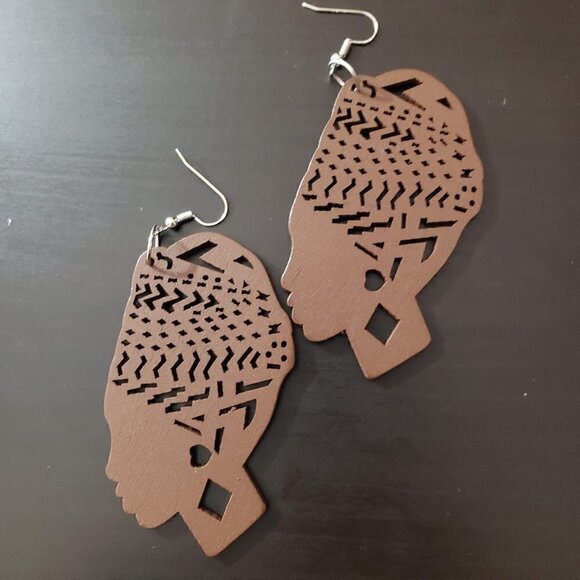 Bohemian Wooden Drop Lightweight Dangle Earrings - Picture 7 of 8